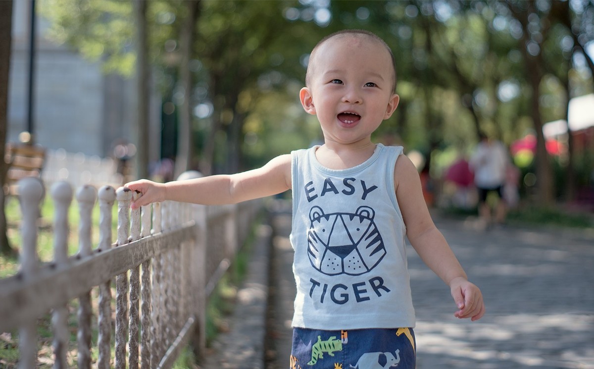 携新拍亲子照一组拜见好友 淮上秋山  祝国庆快乐