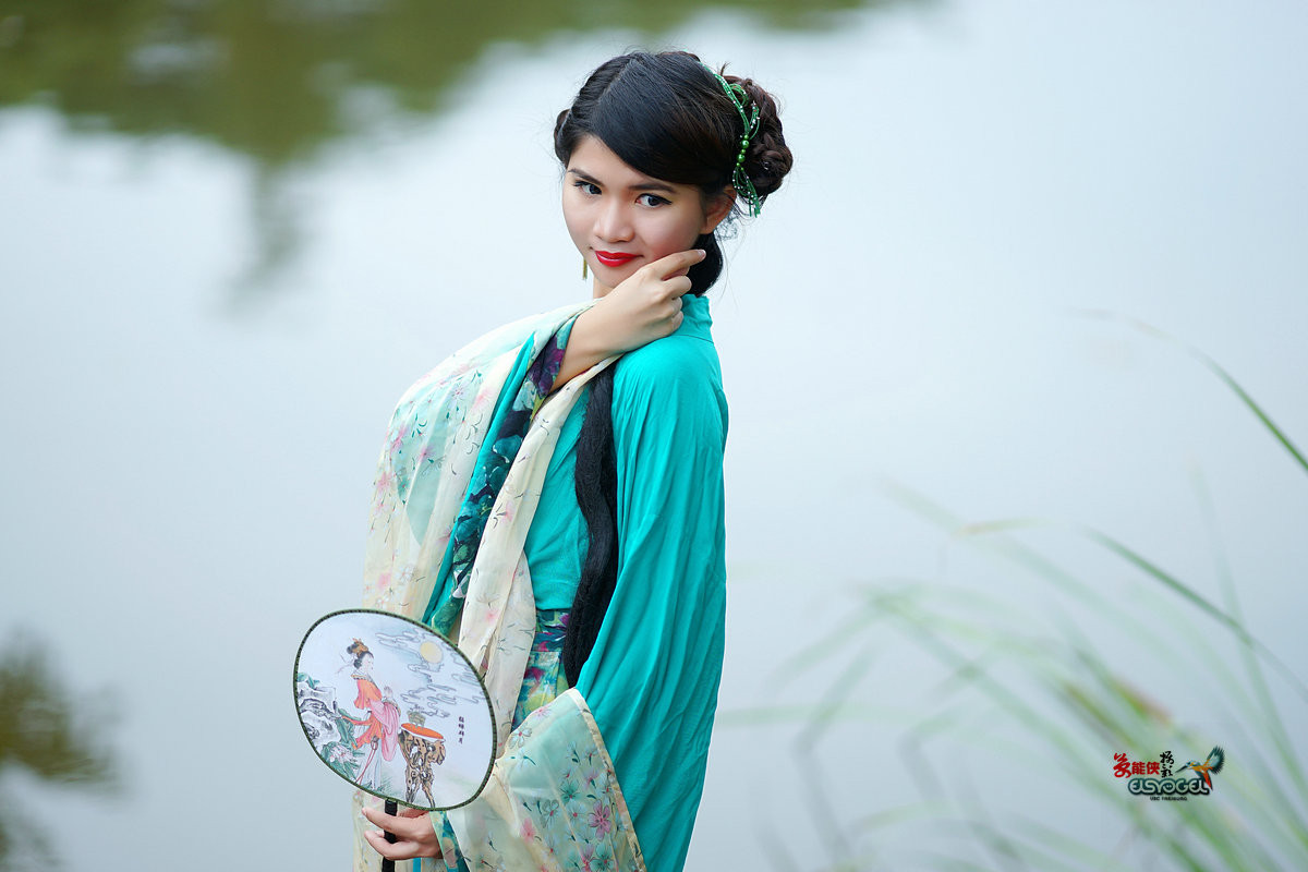 水墨园古装仕女惠珊