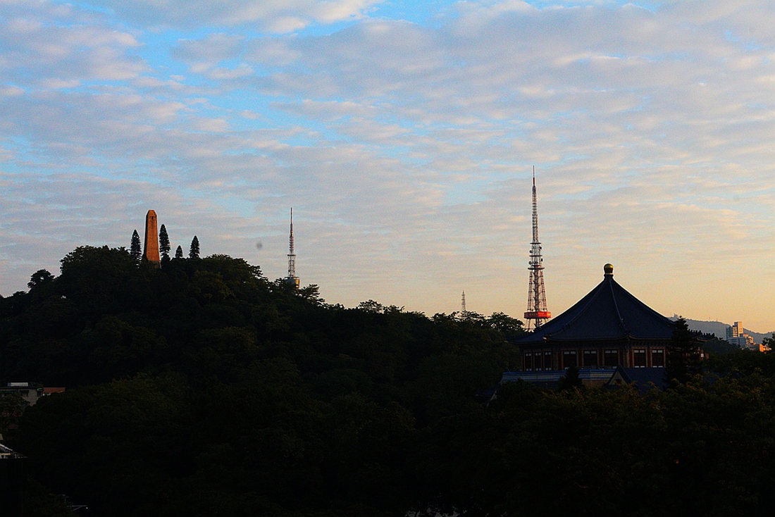 佳能650D+18/55+小小白随拍（手执拍摄）