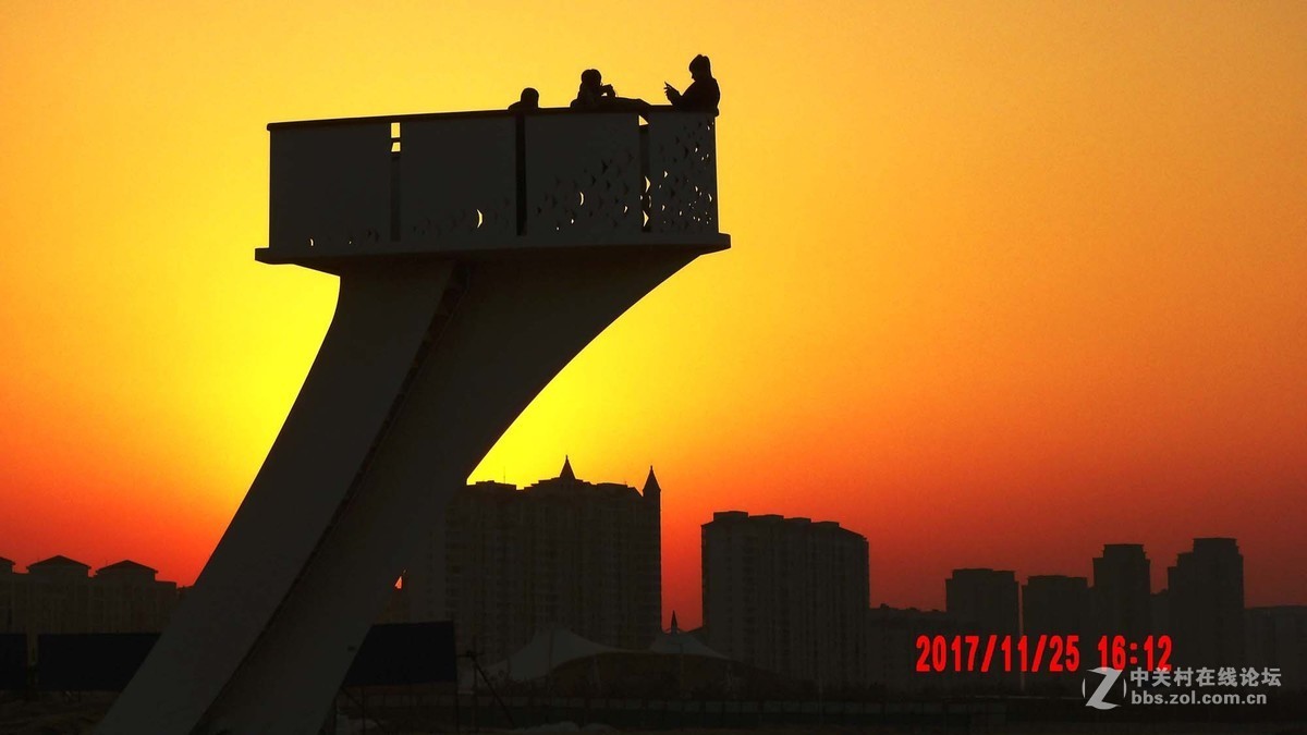 AZ901瞭望塔日落剪影抓拍