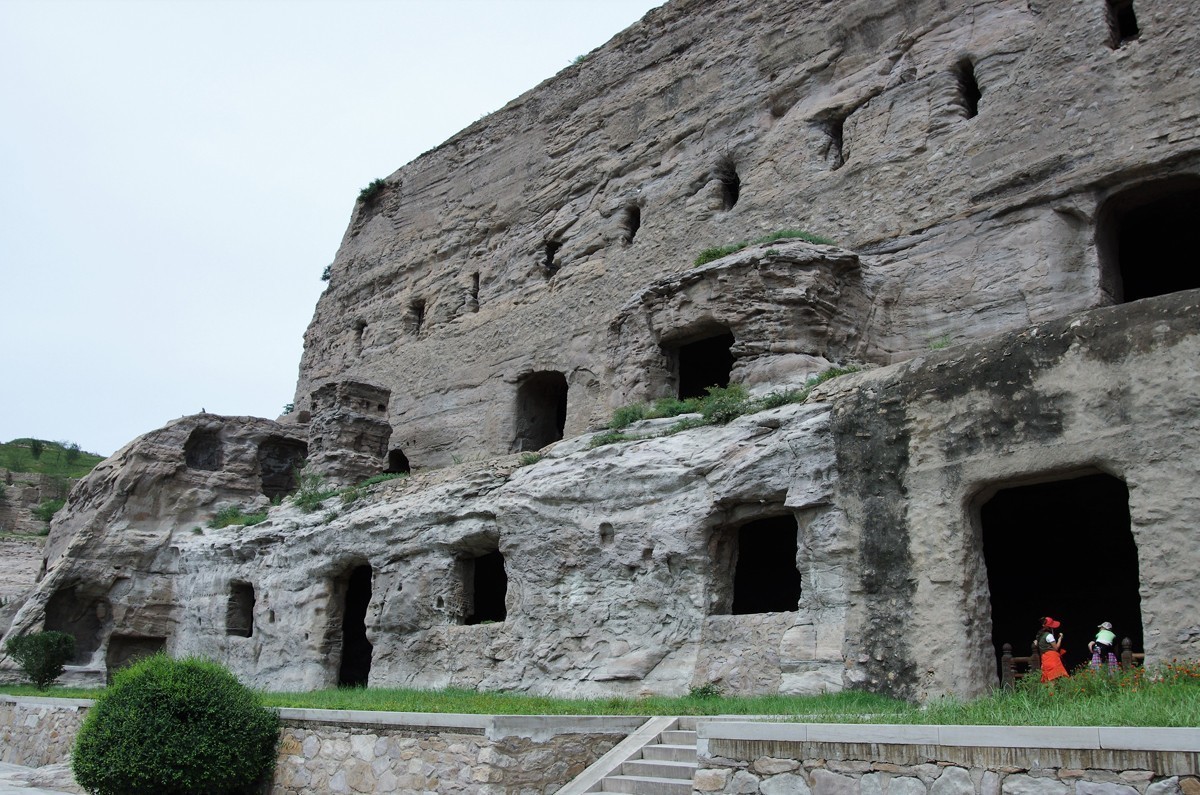 游云岗石窟