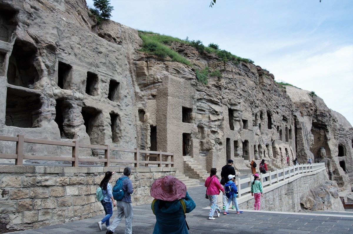 游云岗石窟