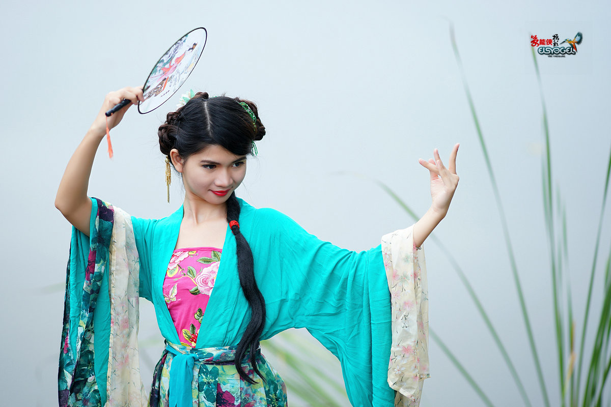 水墨园古装仕女惠珊