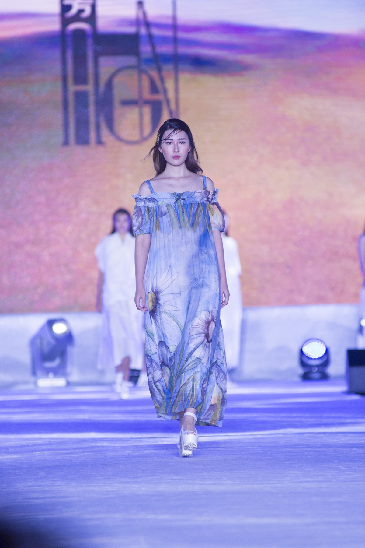 2017中国园洲服装时尚节t台秀