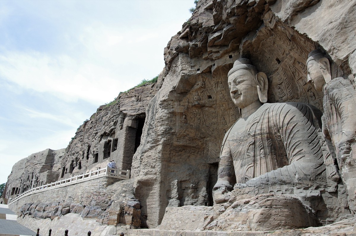游云岗石窟