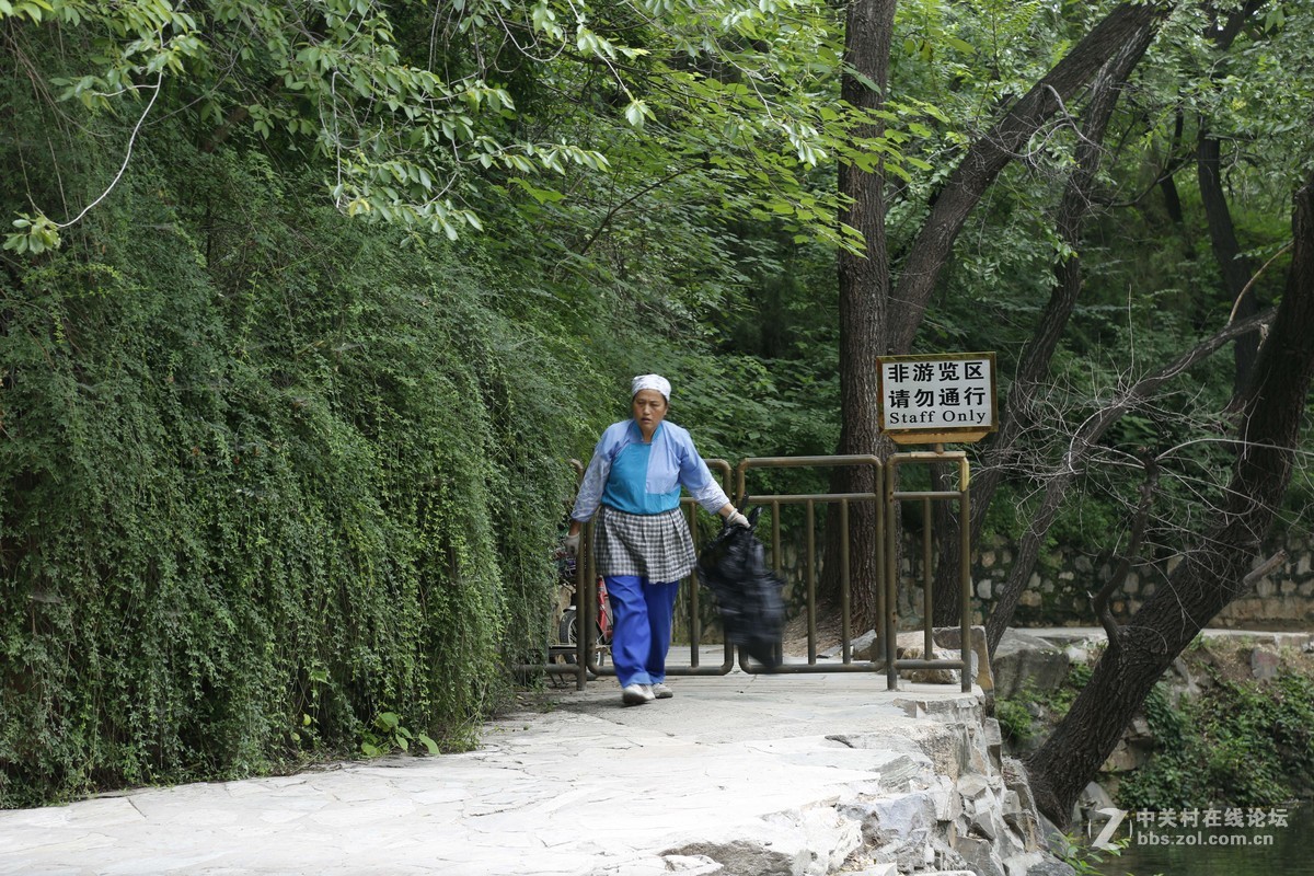 #佳能月赛-最可爱的人# 我的镜头下可爱的你！