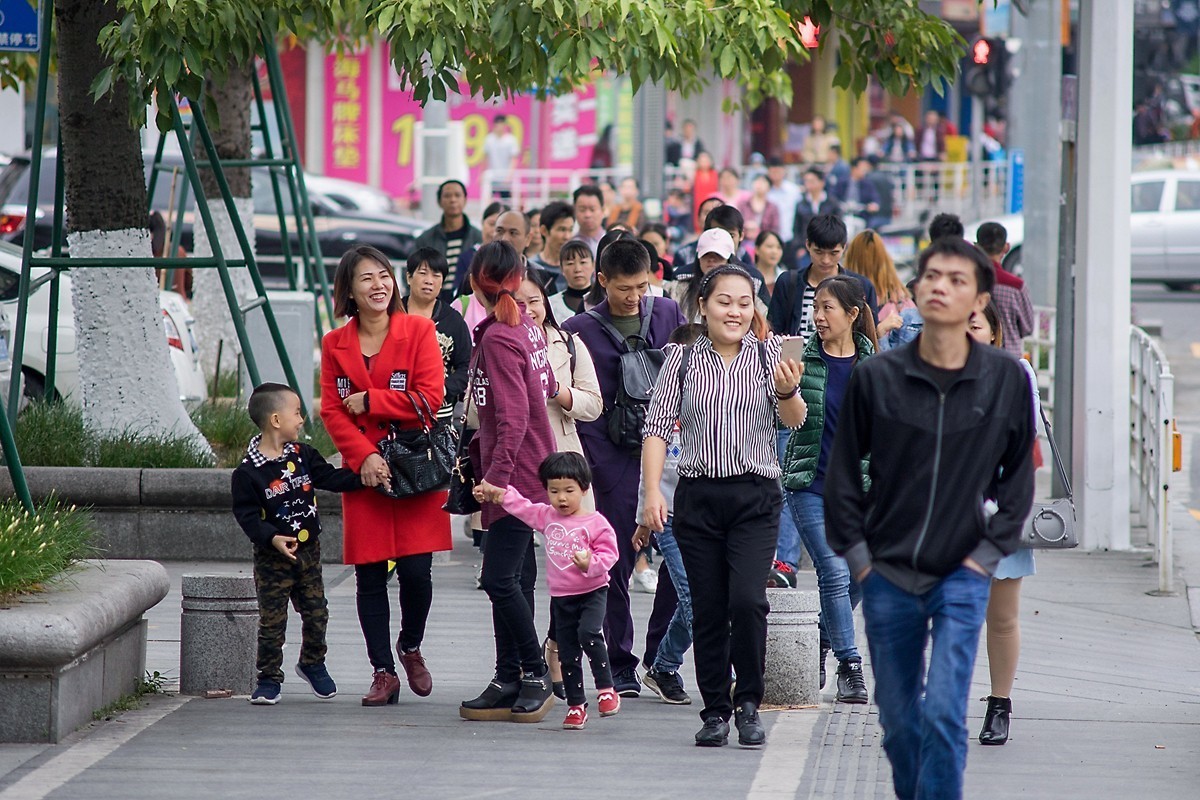 a7m2+Minolta AF 70-210mm f4.0 (扫街 )