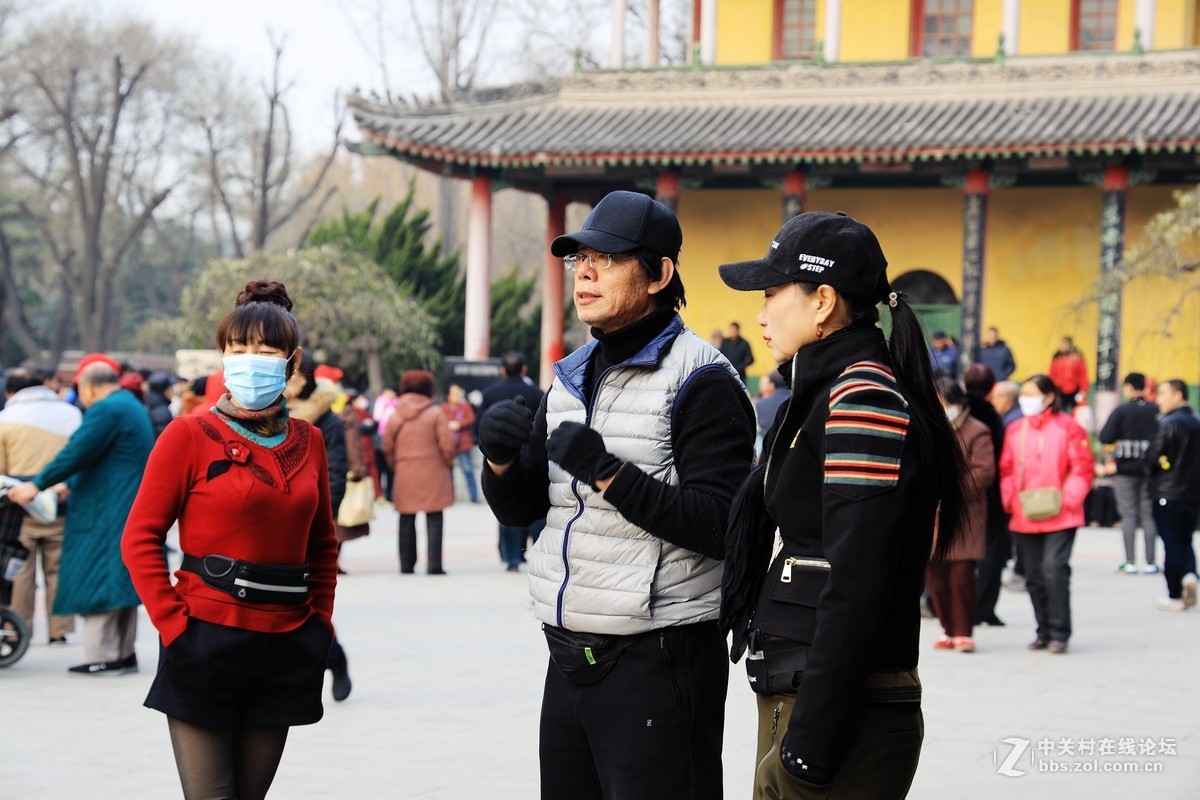 西安革命公园随拍，记实篇跳舞的人们《4》