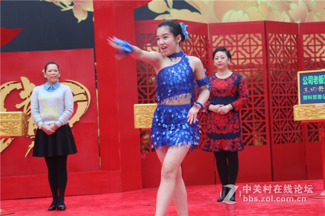 15岁小清新助阵妈妈上央视《乡约》