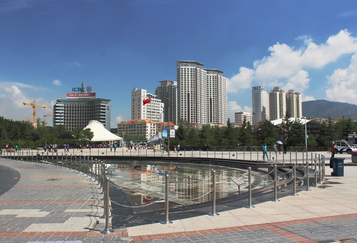 西宁中心广场风光