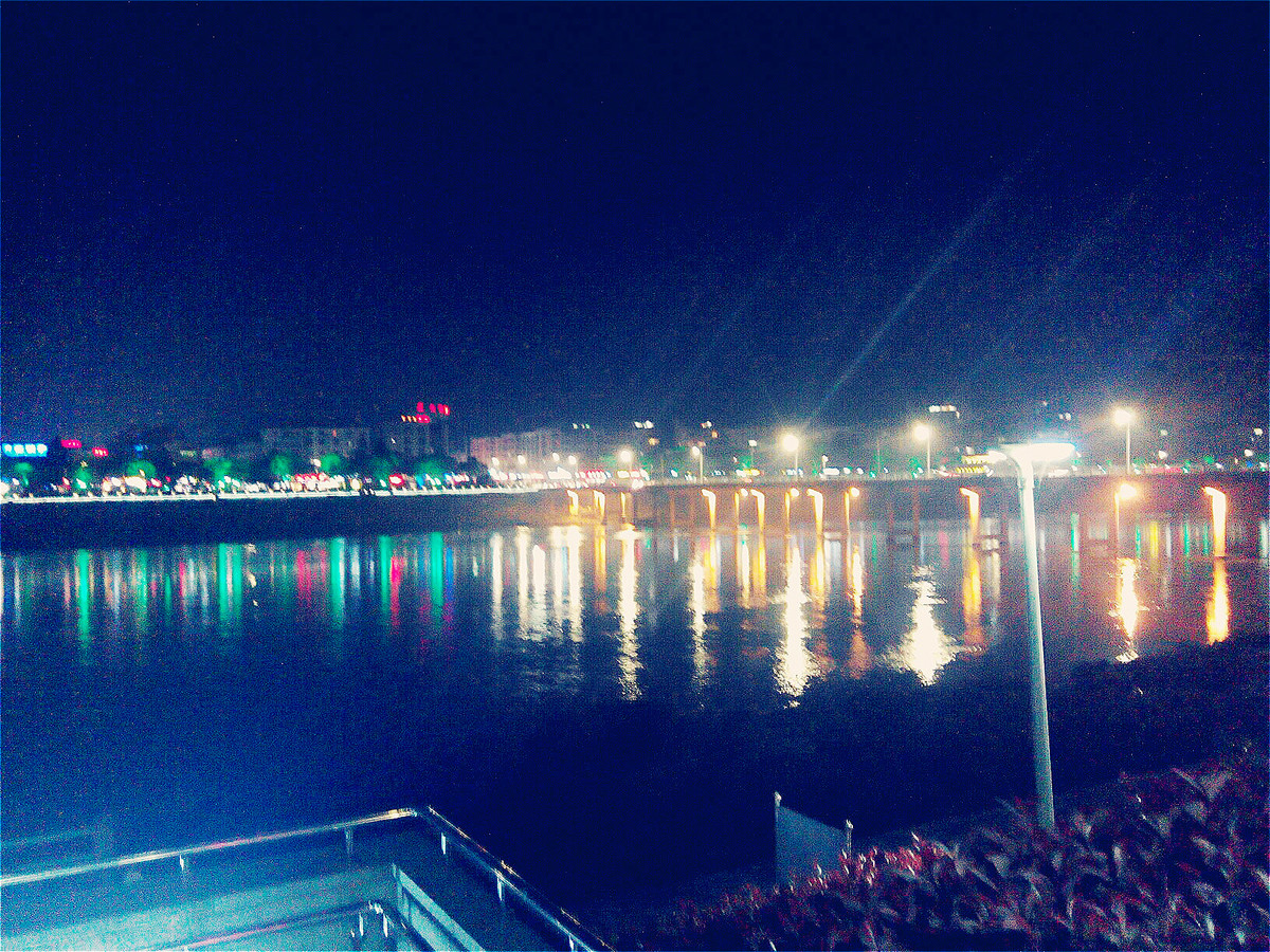 桐庐县域副中心——分水小城市的夜景