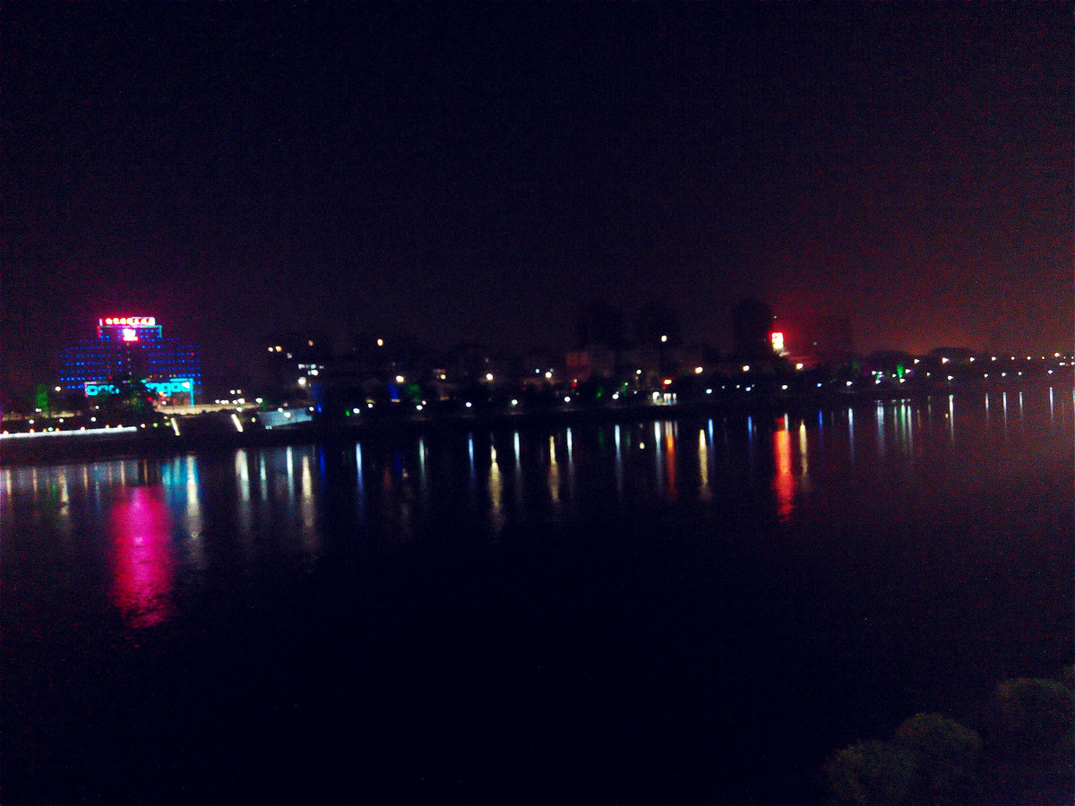 桐庐县域副中心——分水小城市的夜景