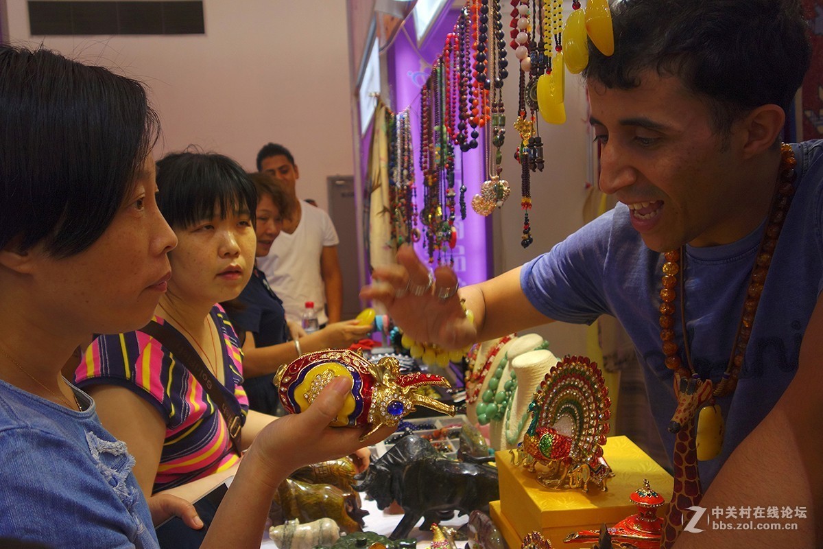 逛逛中东欧博览会