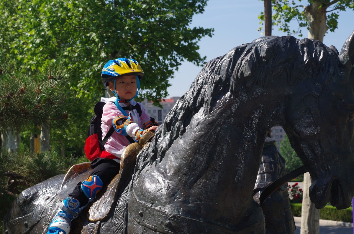 夏天静悄悄叶绿花红