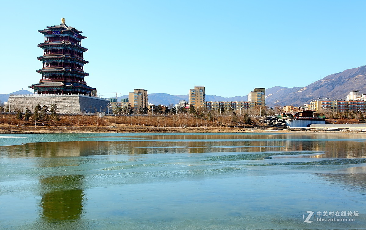 北京门头沟门城湖永定塔一