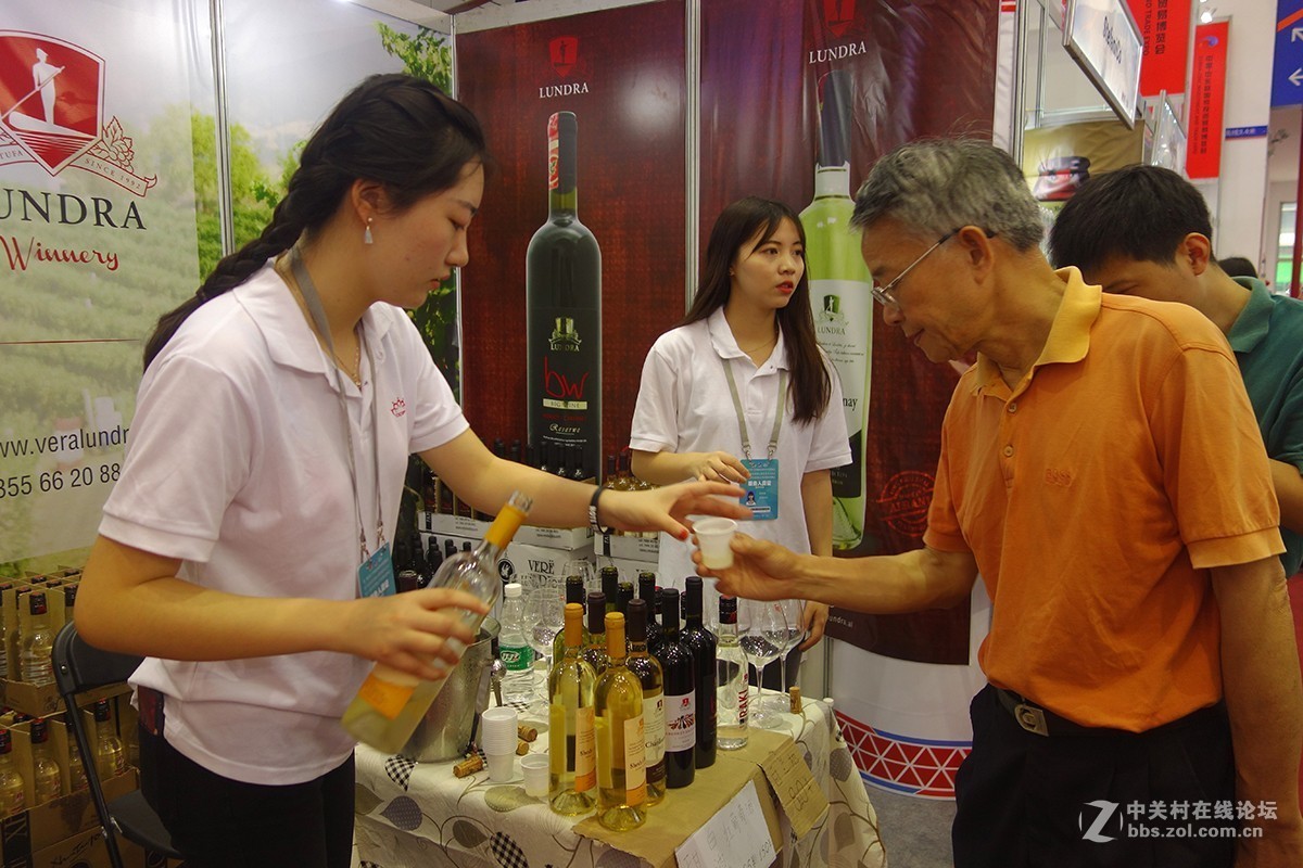 逛逛中东欧博览会