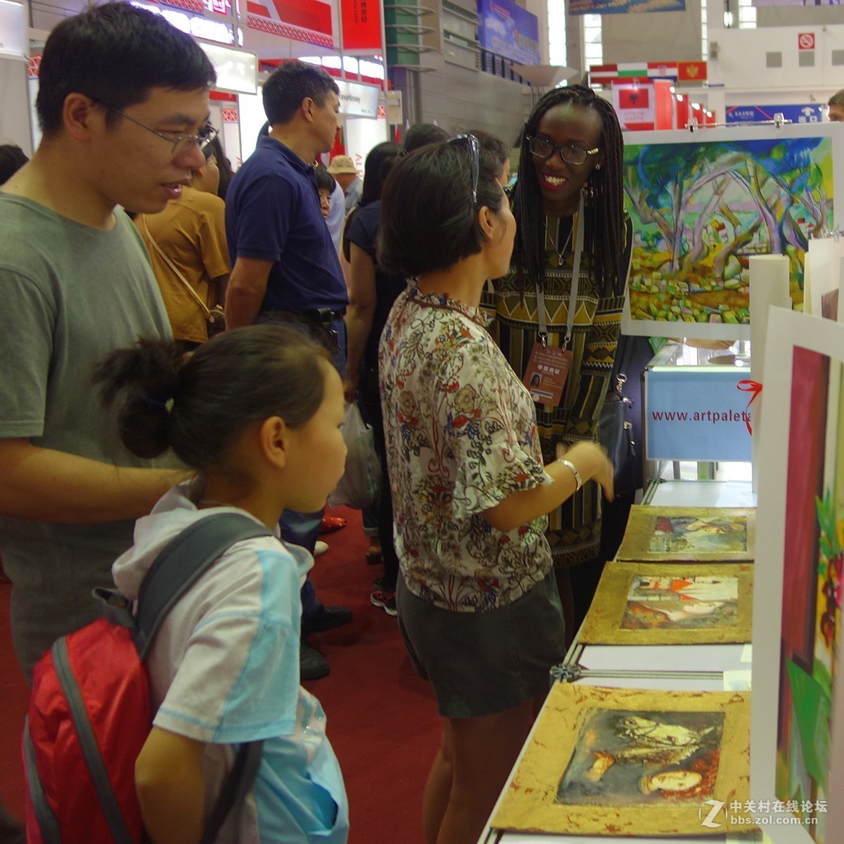 逛逛中东欧博览会