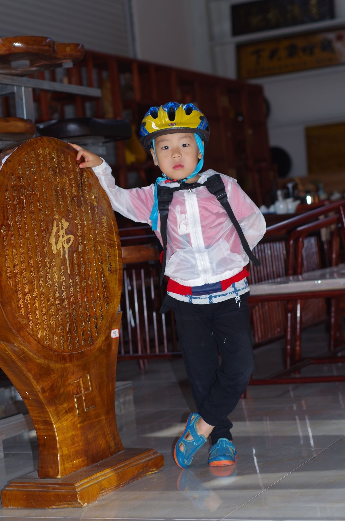 夏天静悄悄叶绿花红