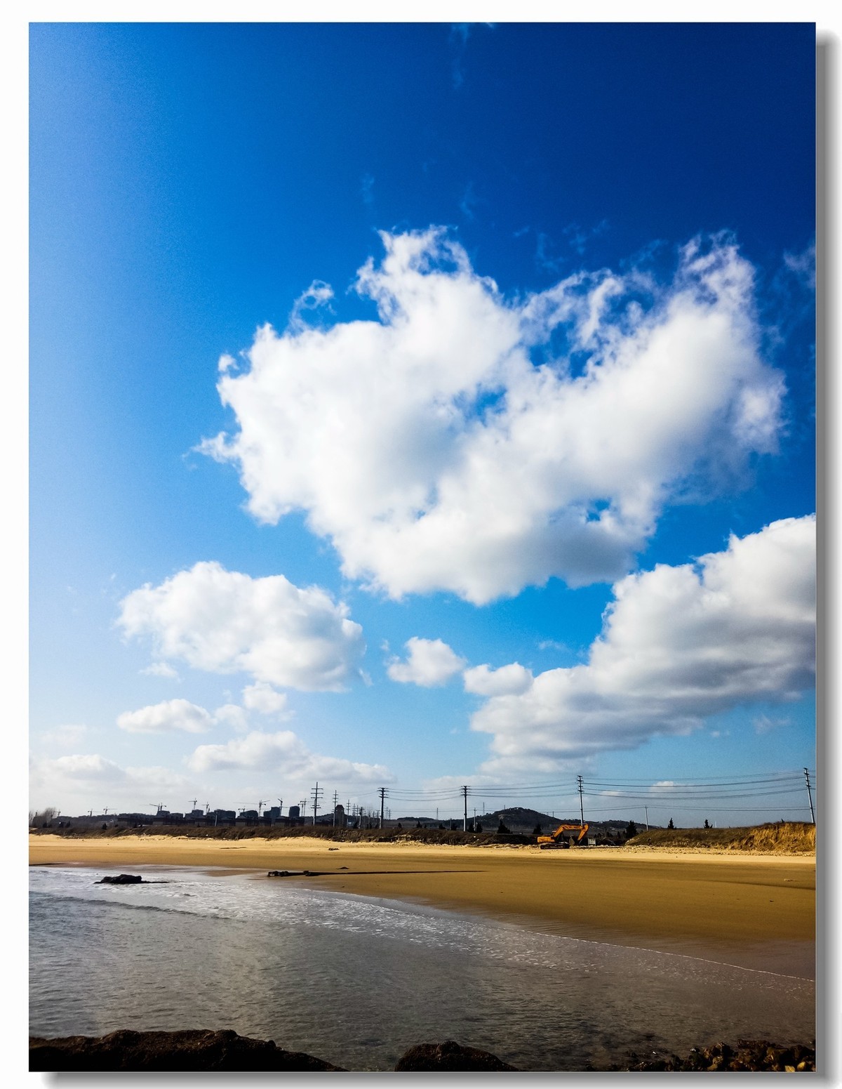 海邊藍天白雲與沙灘-中關村在線攝影論壇