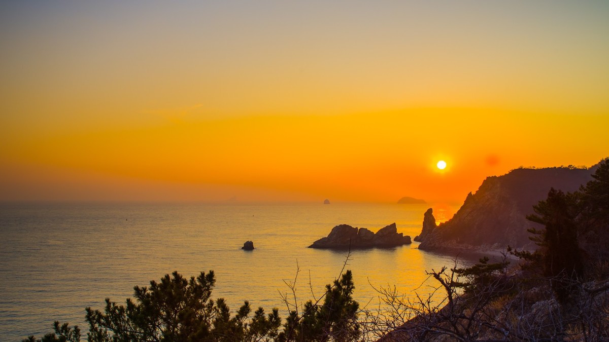 半壁落海日（北大桥落日）