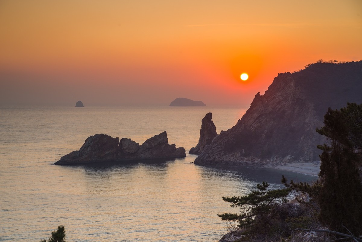 半壁落海日（北大桥落日）