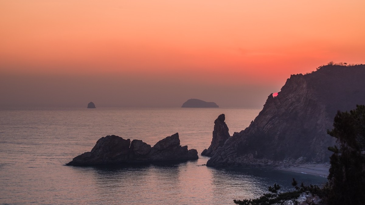 半壁落海日（北大桥落日）