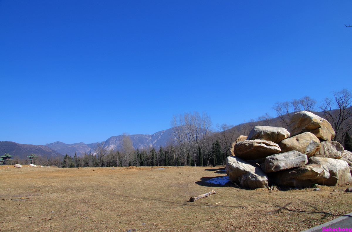 携《嵩山行》组图贺好友易德出任旅游摄影版主~