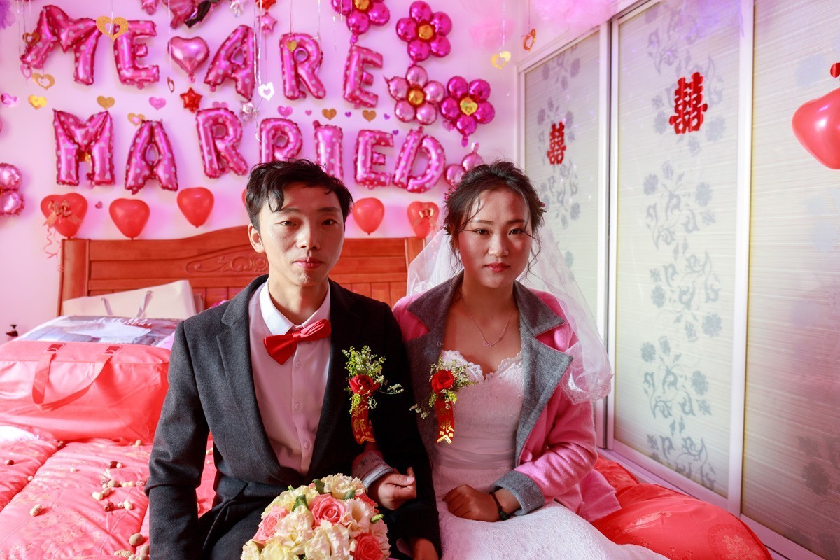 24-70画质还是满意 可惜不是内变焦