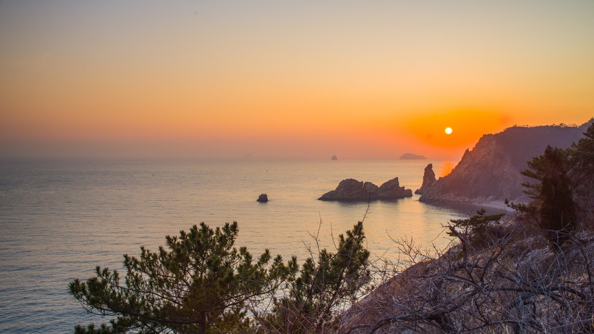 半壁落海日（北大桥落日）