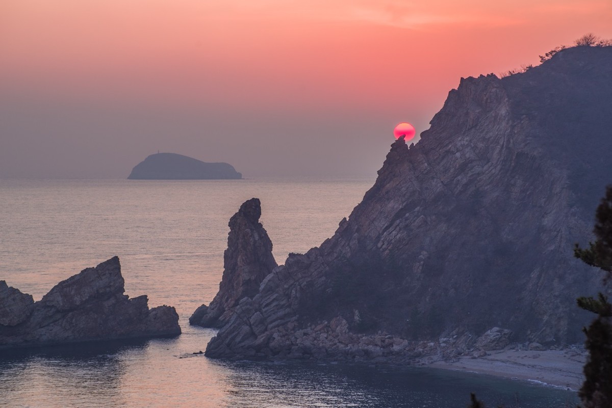 半壁落海日（北大桥落日）