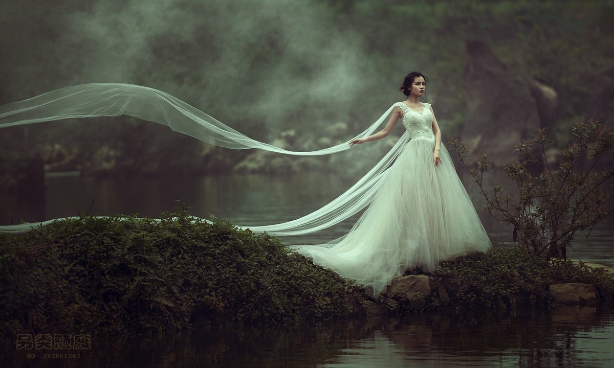 寂谧~~~颓废作品