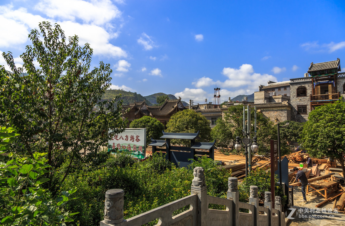 遊覽修建中的陝西山陽古鎮漫川關2