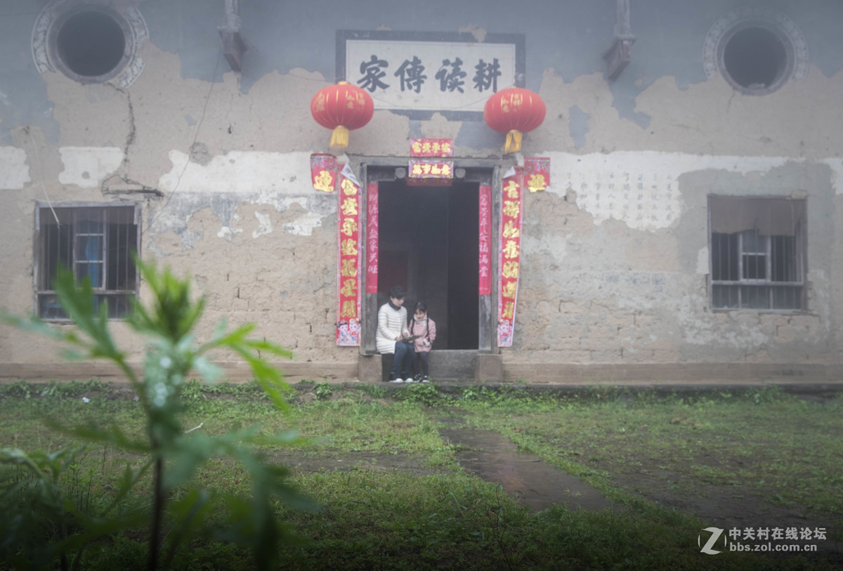 沾衣不湿杏花雨、吹面不寒杨柳风。