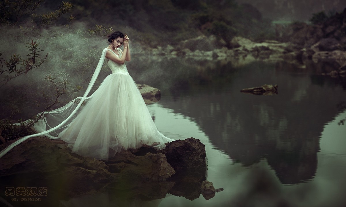 寂谧~~~颓废作品