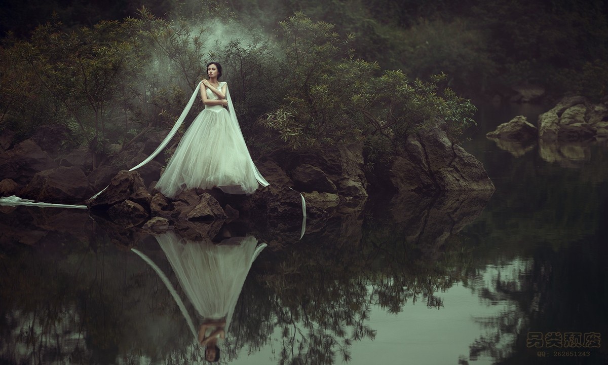 寂谧~~~颓废作品