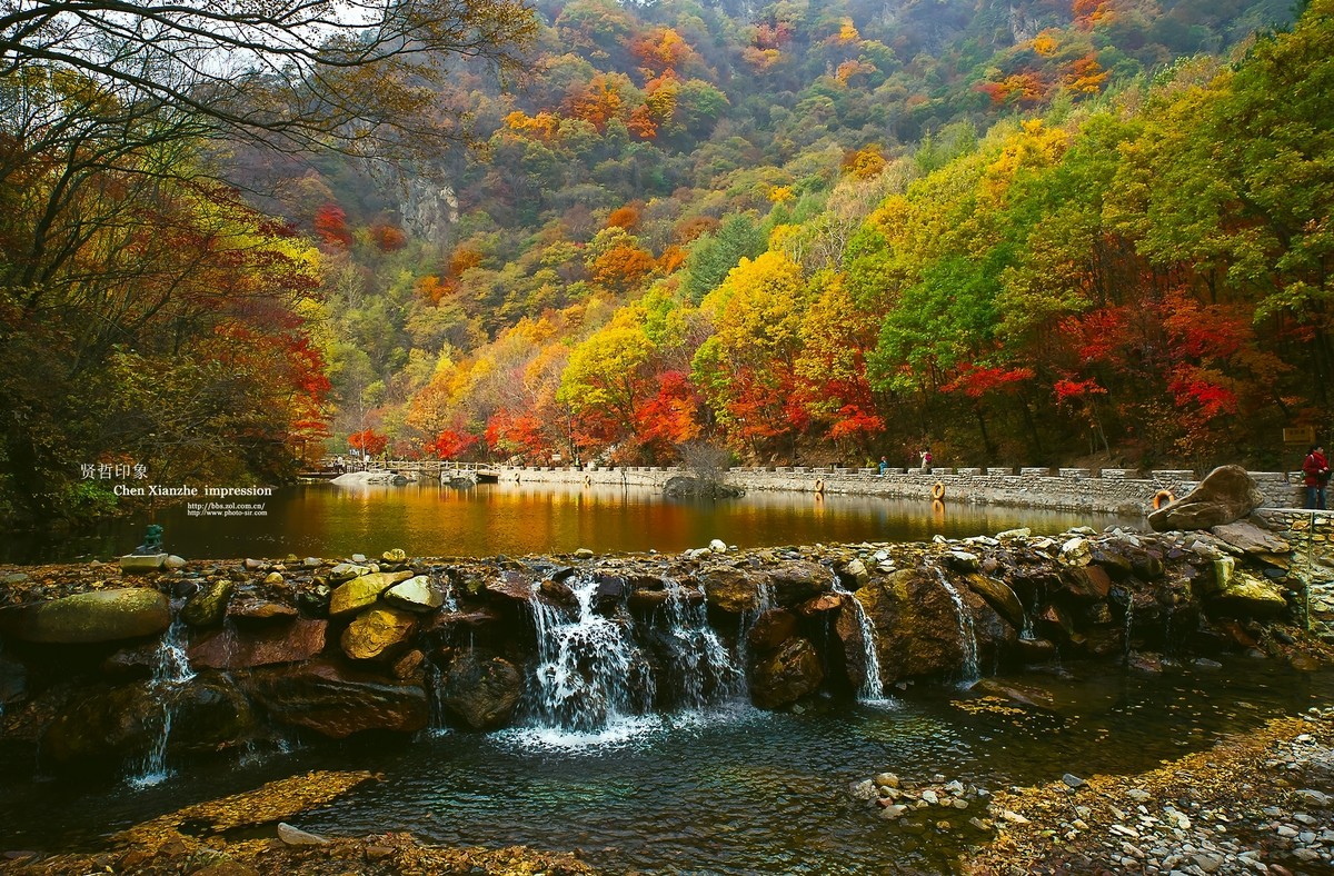 【秋意浓】-- 卡尔·蔡司Carl Zeiss Distagon T* 21mm f/2.8 ZF 2 的慢门表现！！