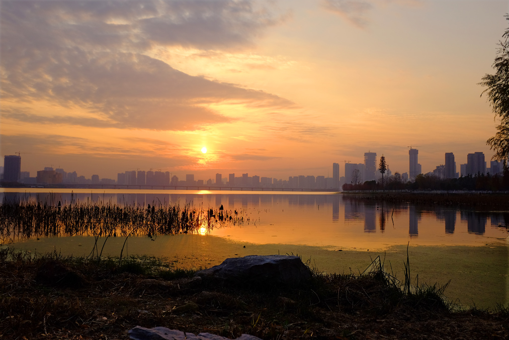 下班途中的沙湖