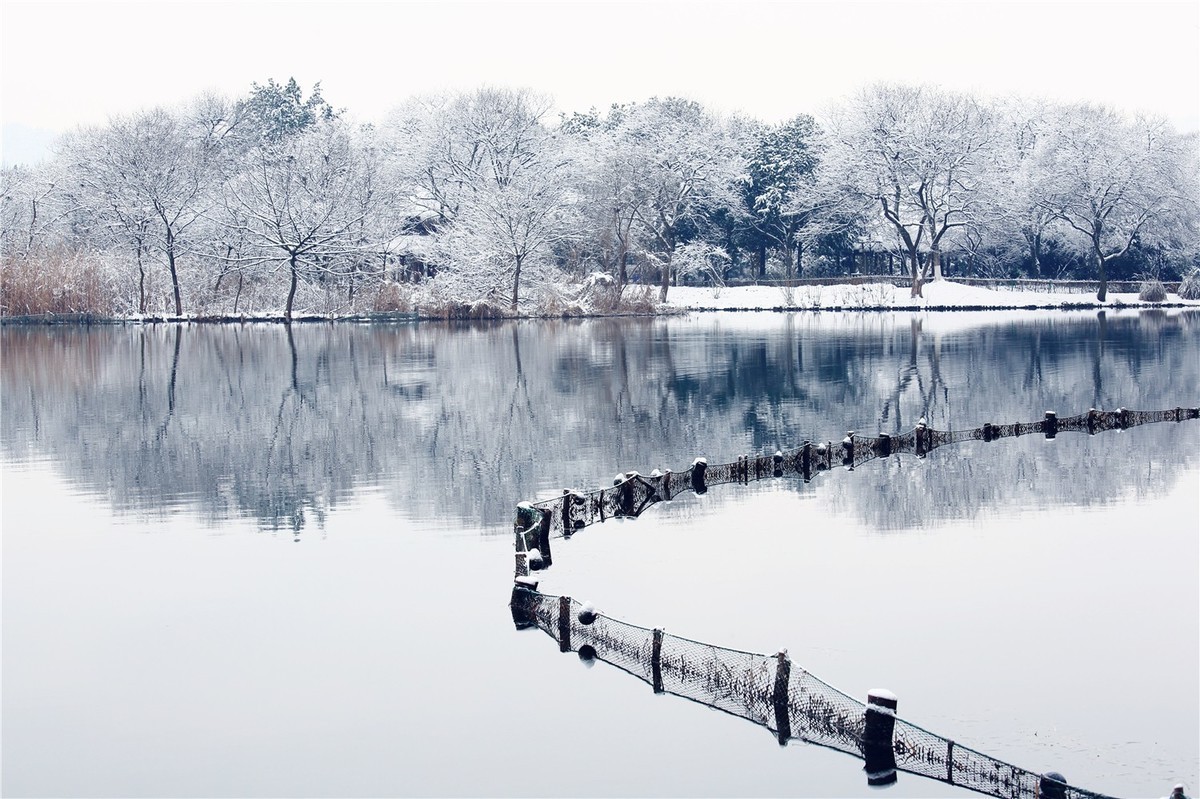 最美不过江南雪！