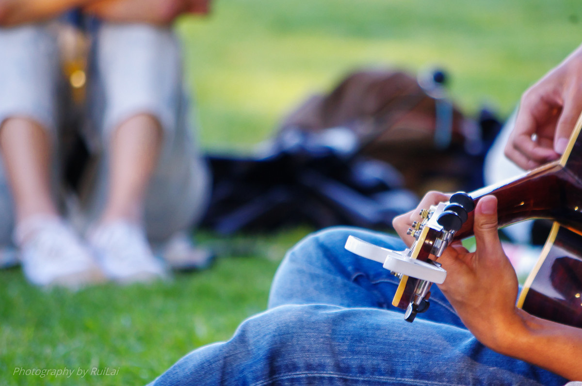 轻松周末 - 草地音乐-中关村在线摄影论坛