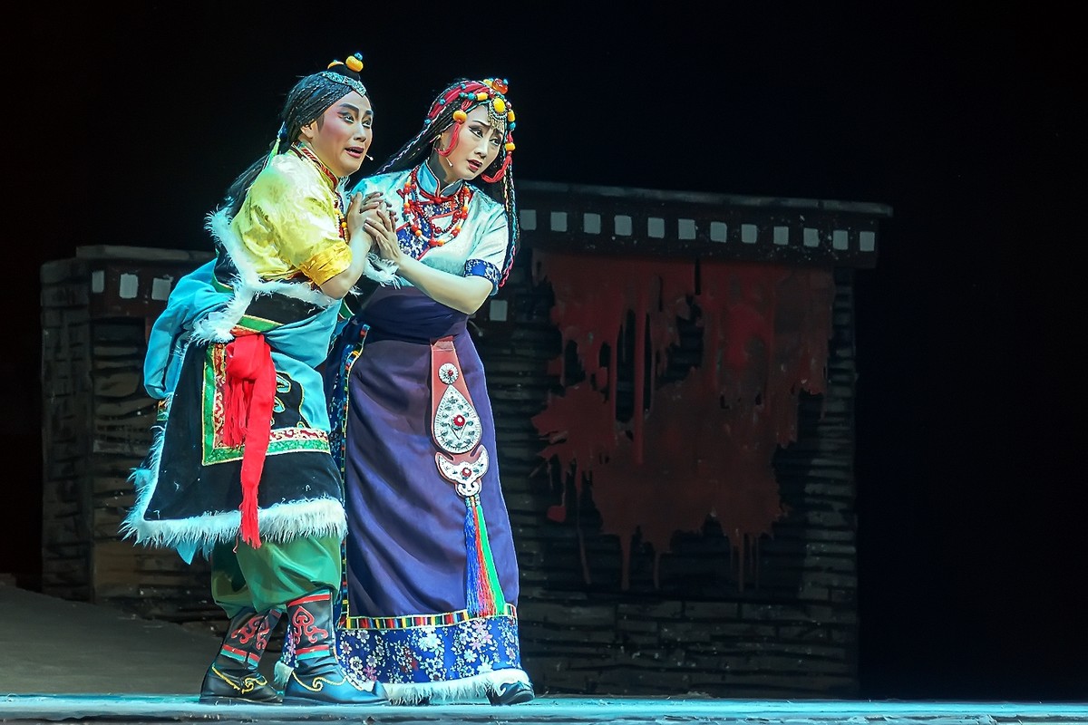 舞台摄影新编藏族风情川剧尘埃落定