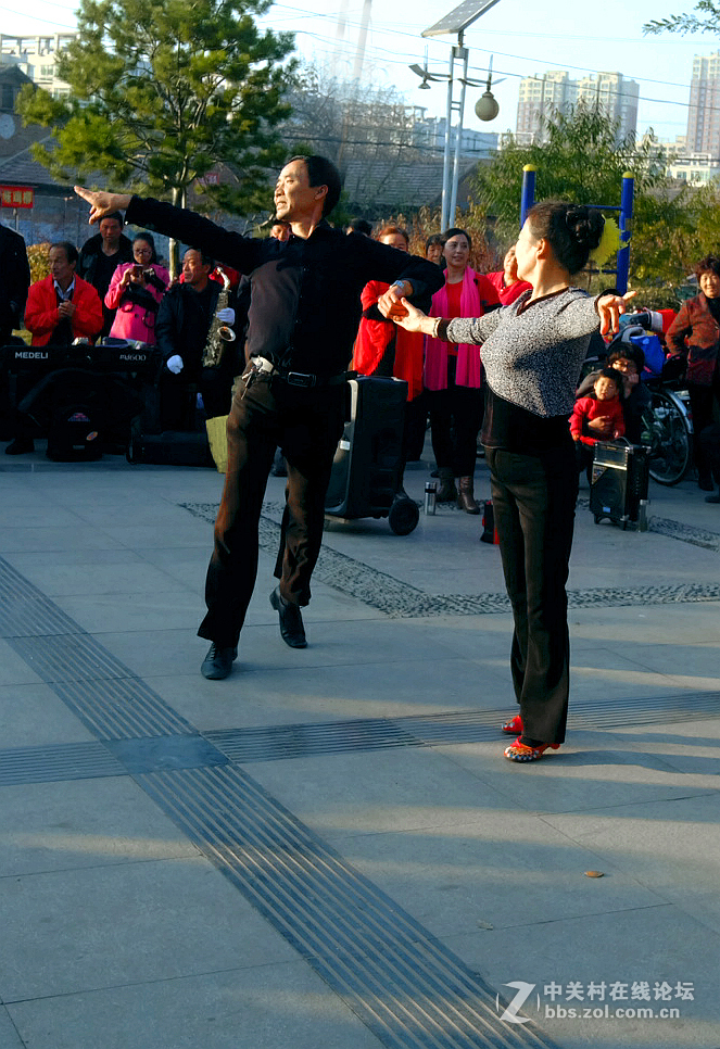 老年艺术演出。。。。。。。。。。