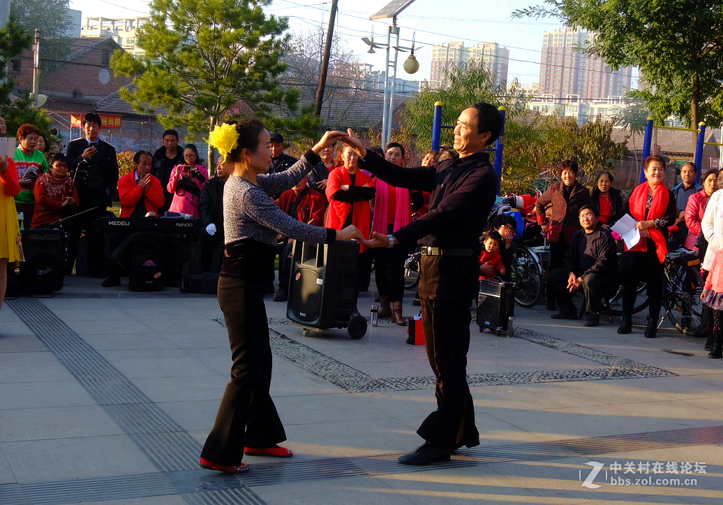 老年艺术演出。。。。。。。。。。