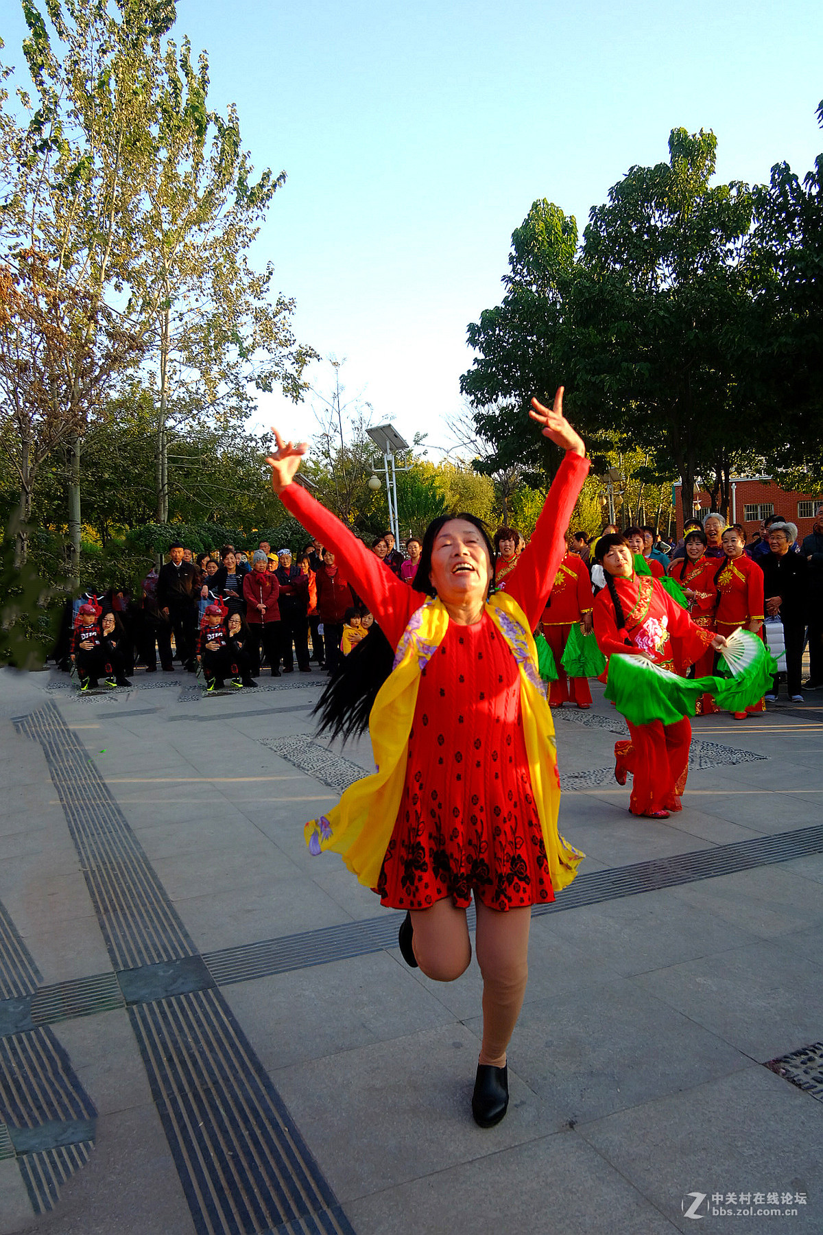 老年艺术演出。。。。。。。。。。