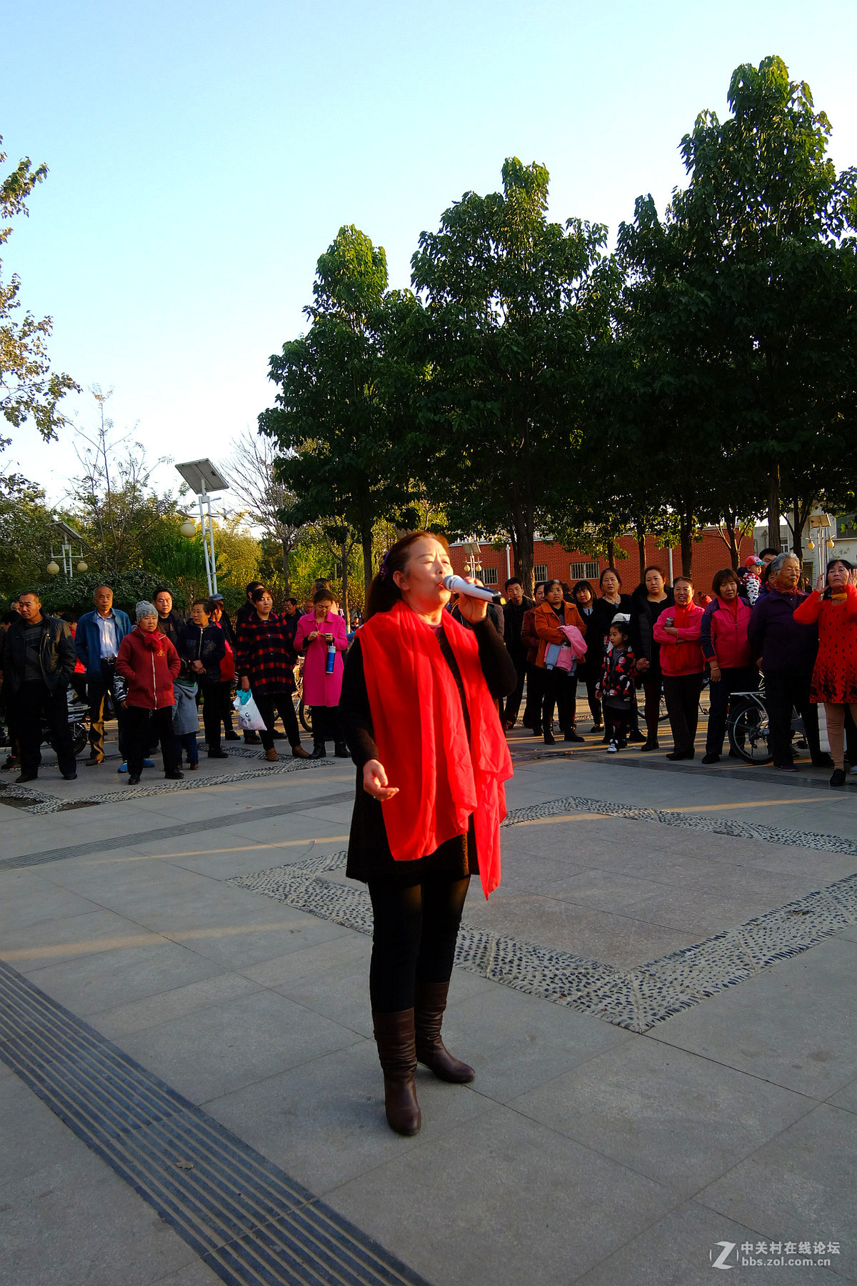 老年艺术演出。。。。。。。。。。