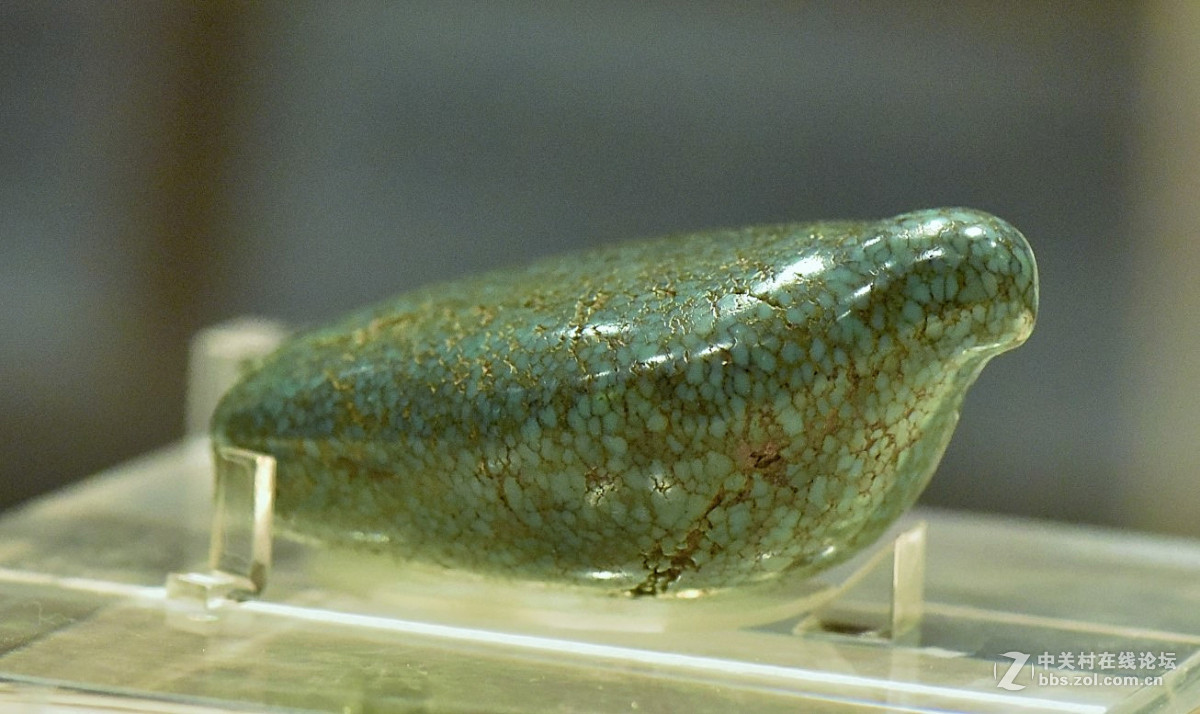 妇好展中的小玉件