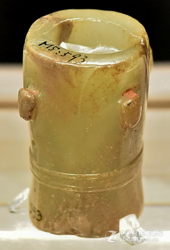 妇好展中的小玉件