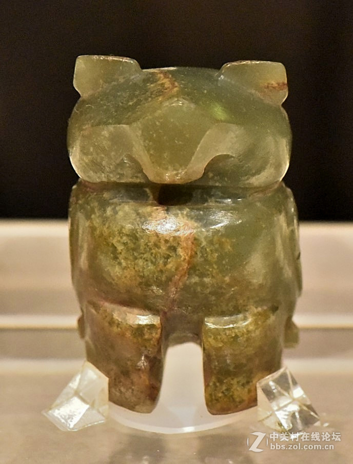 妇好展中的小玉件