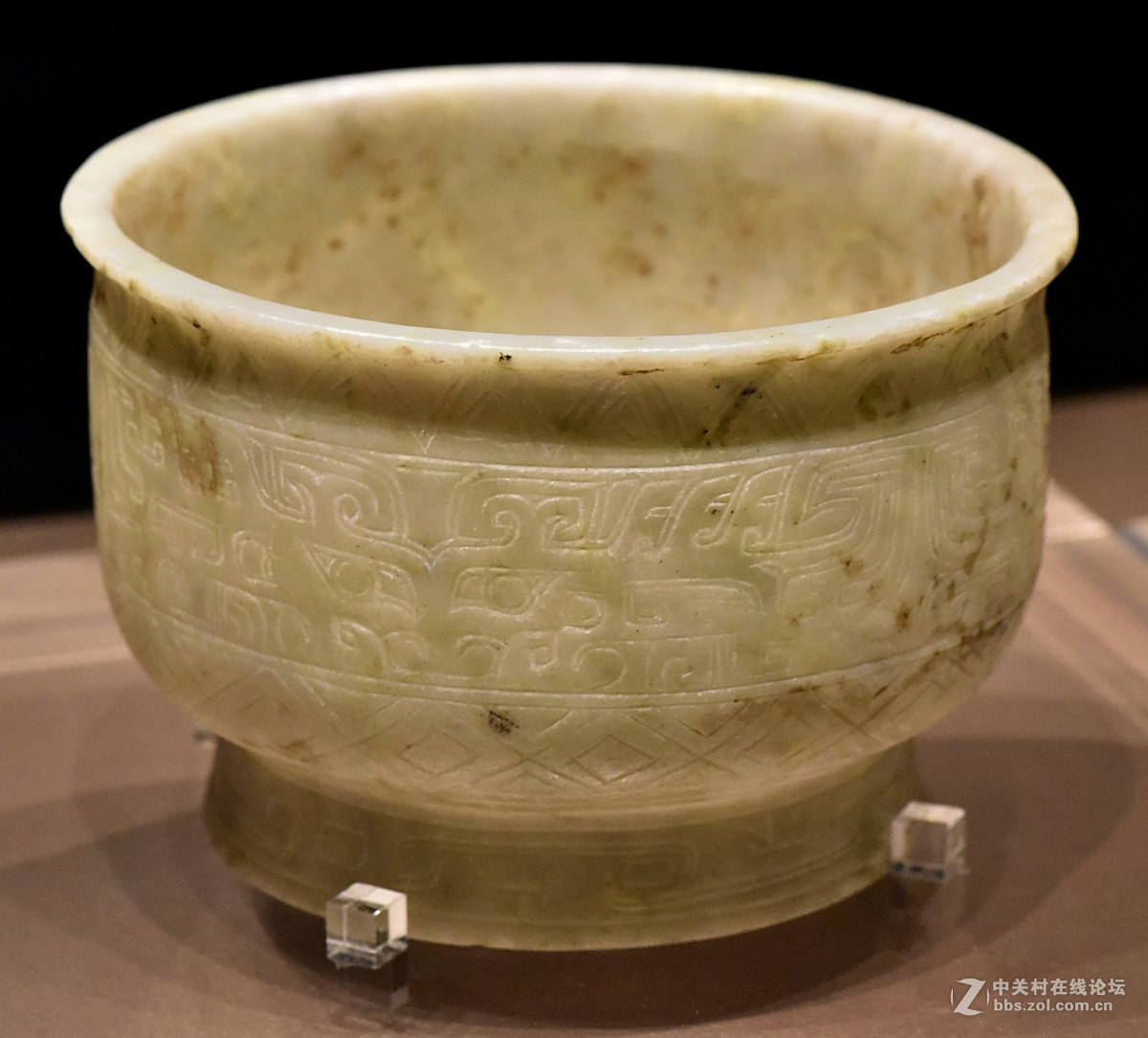 妇好展中的小玉件