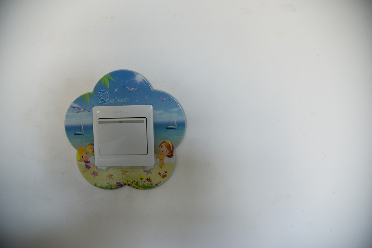 D750更换快门组件后暗角现象依然存在