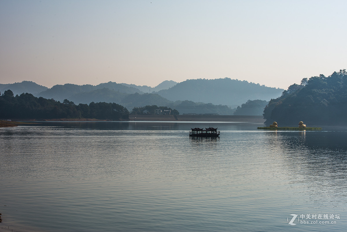 江西婺源鸳鸯湖2015.10.21.